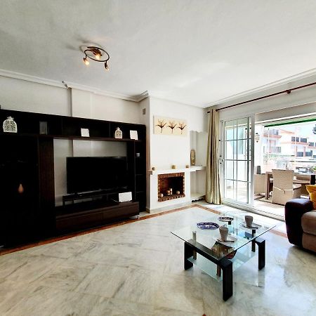 Lomas De Cabopino House Apartment Marbella Bagian luar foto