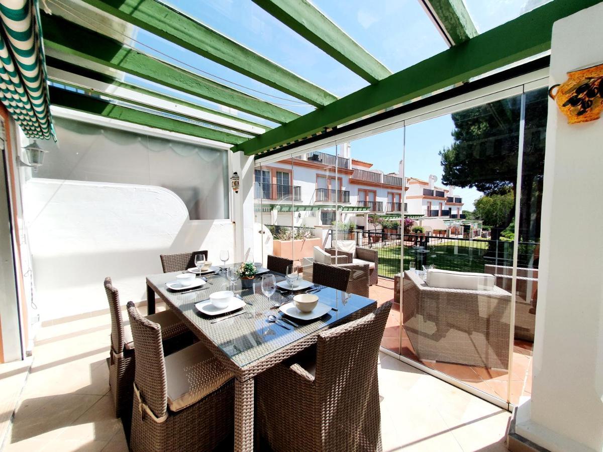 Lomas De Cabopino House Apartment Marbella Bagian luar foto
