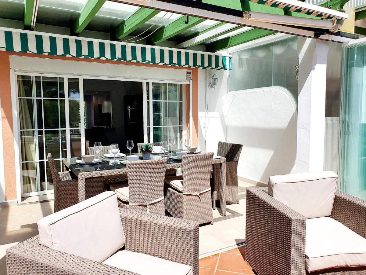 Lomas De Cabopino House Apartment Marbella Bagian luar foto
