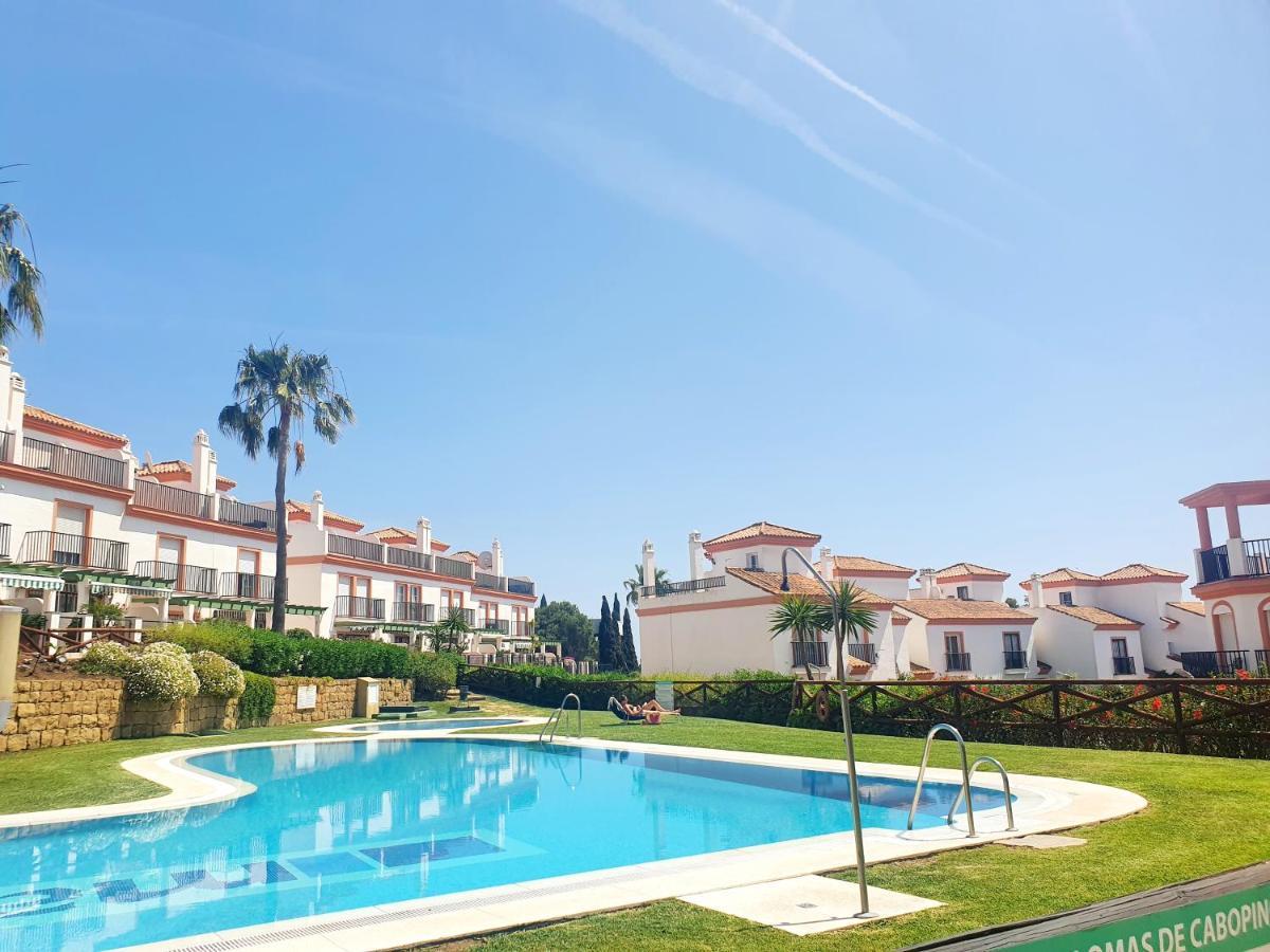 Lomas De Cabopino House Apartment Marbella Bagian luar foto