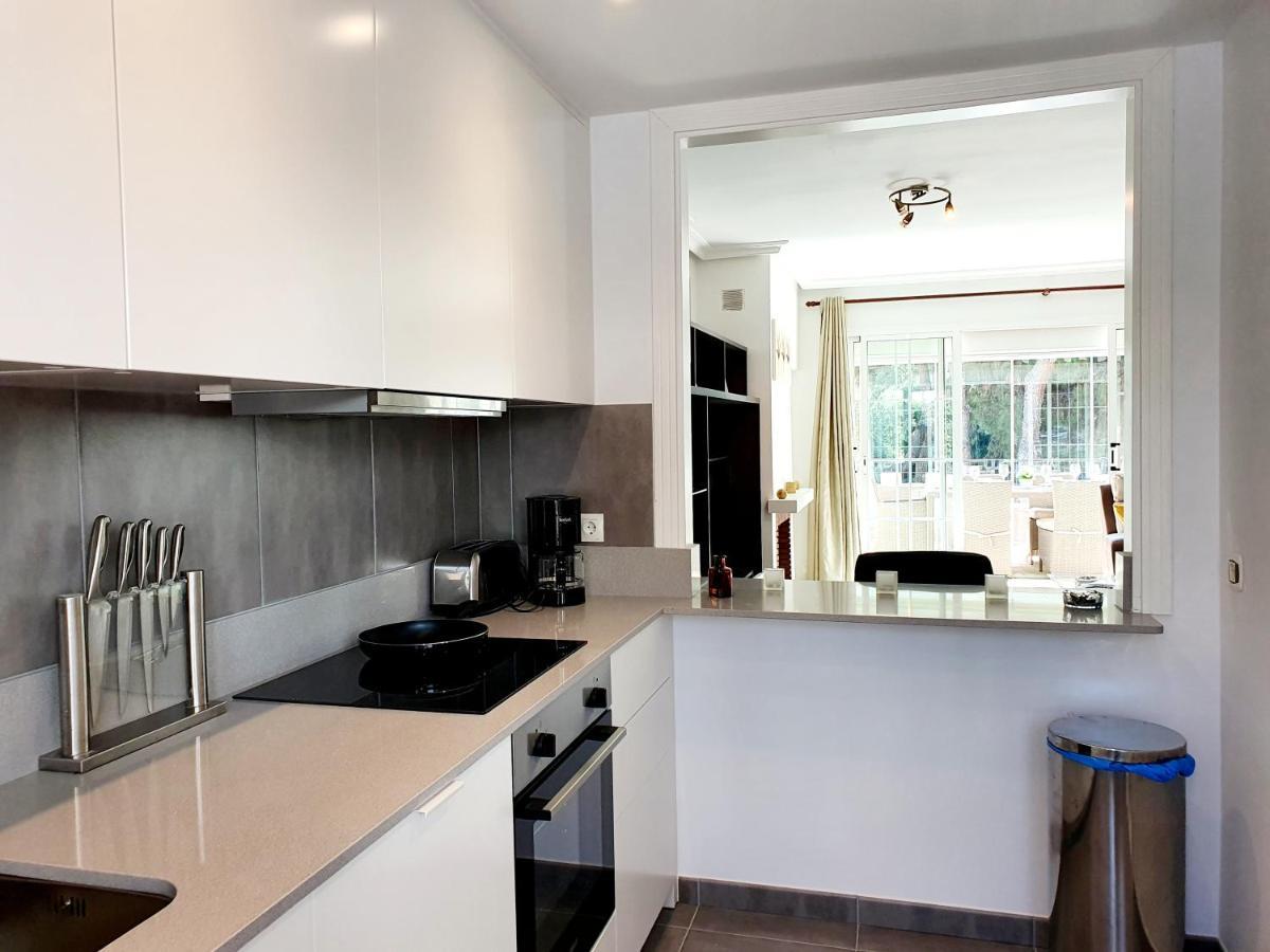 Lomas De Cabopino House Apartment Marbella Bagian luar foto