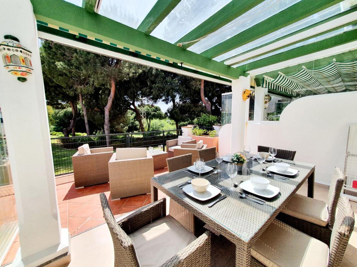 Lomas De Cabopino House Apartment Marbella Bagian luar foto