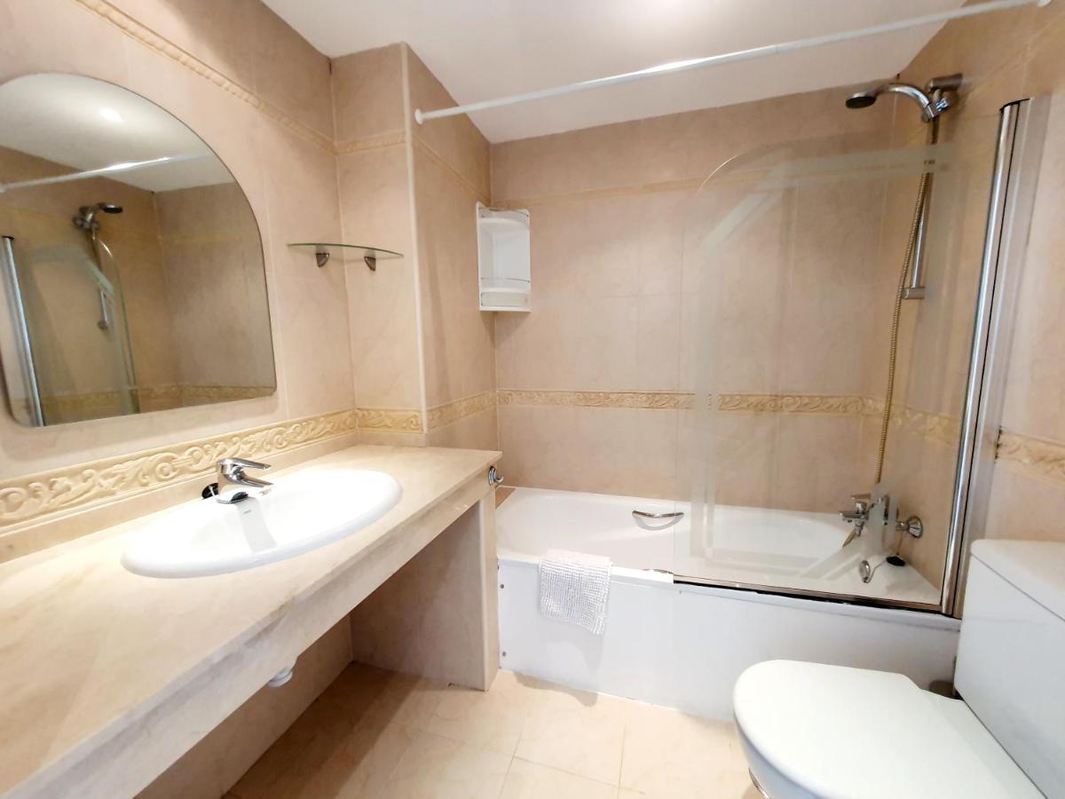 Lomas De Cabopino House Apartment Marbella Bagian luar foto