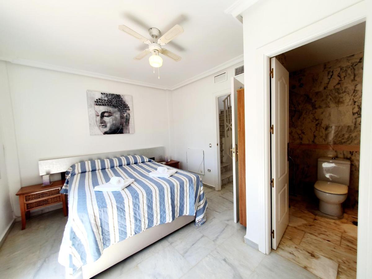 Lomas De Cabopino House Apartment Marbella Bagian luar foto